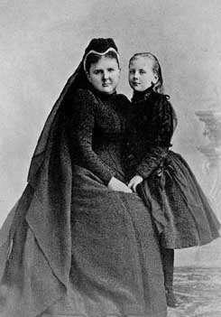 Regentes Emma en haar dochter prinses Wilhelmina